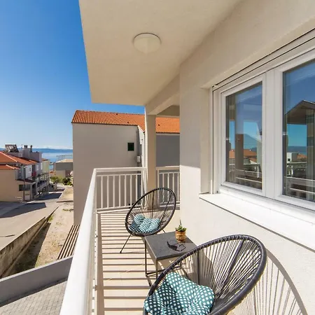 Apartment Midsummer Night's Dream Makarska