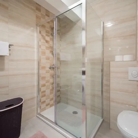 Midsummer Night's Dream Apartment Makarska