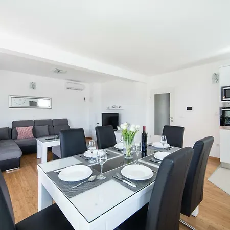 Apartament Midsummer Night's Dream
